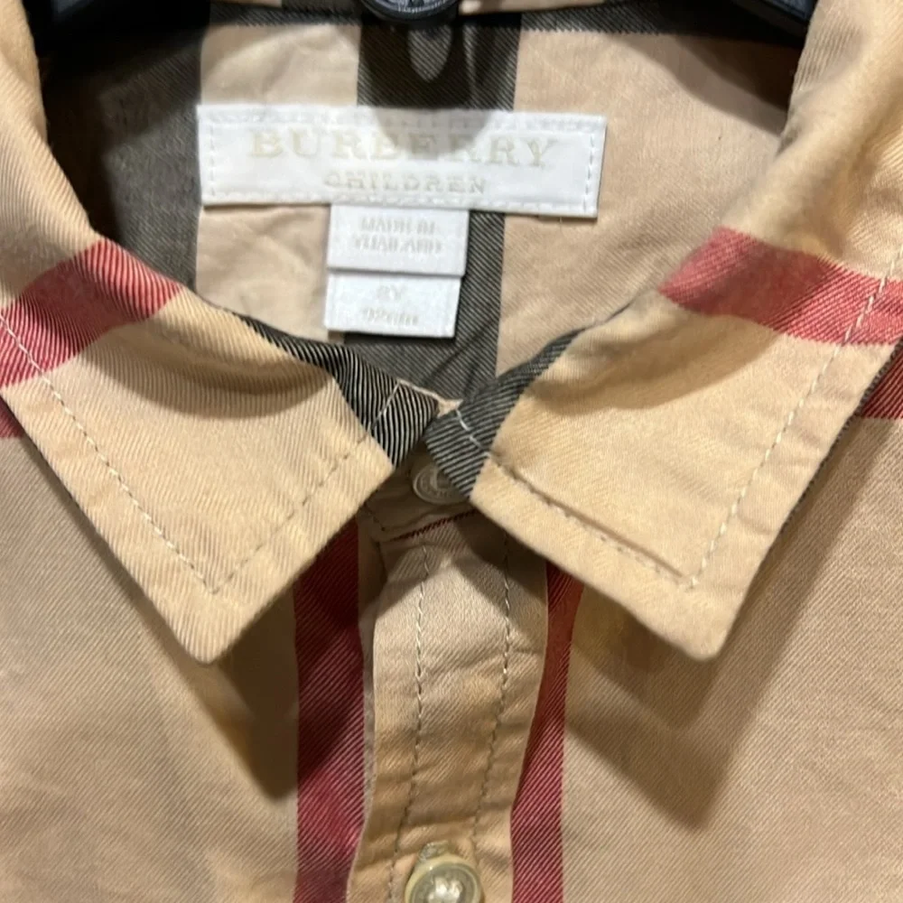 Authentic Burberry Check long sleeve button down shirt size 2Y - Picture 2 of 7